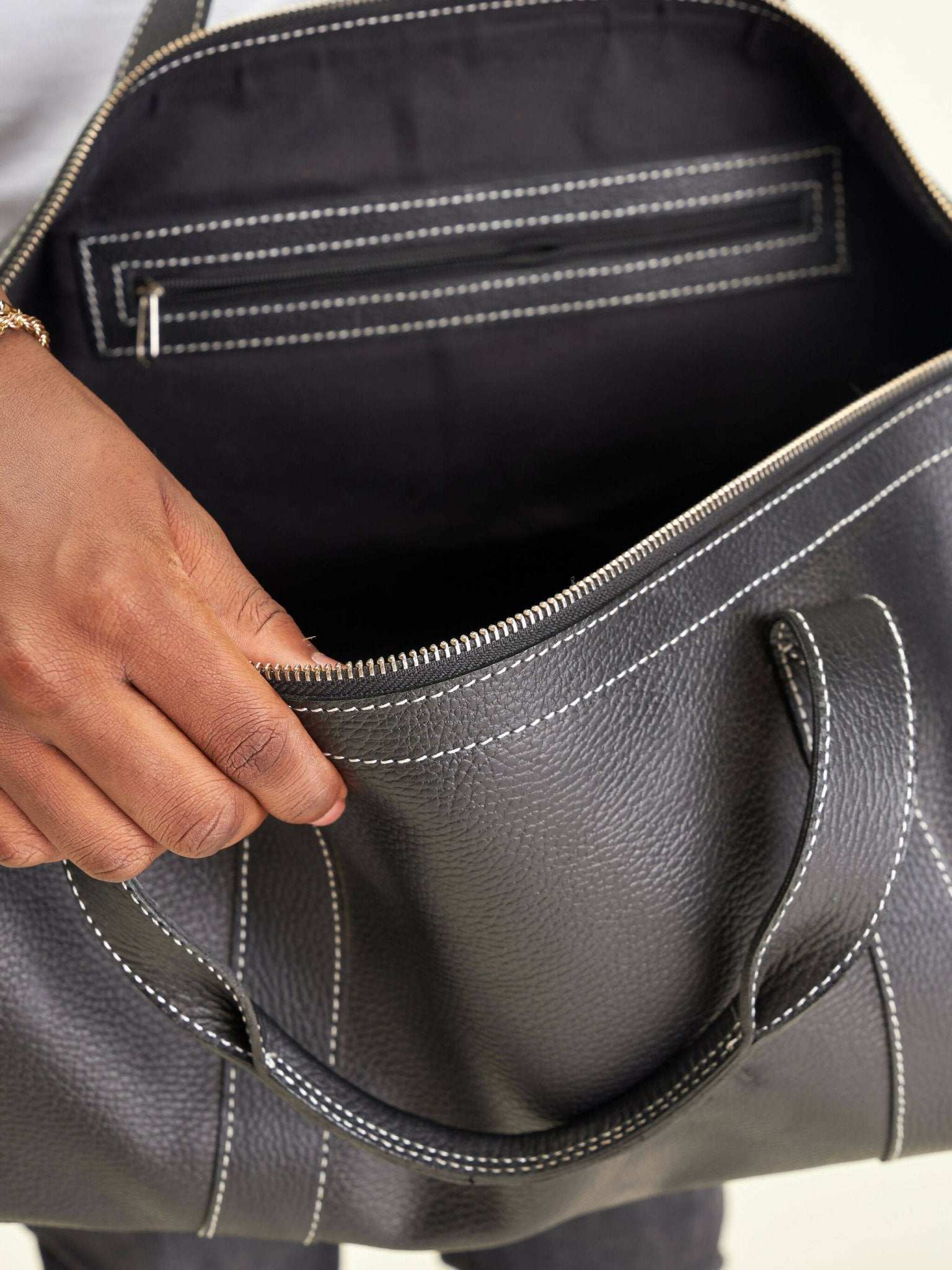 Mubi Leather Fahari Travel Bag - Black - image 2